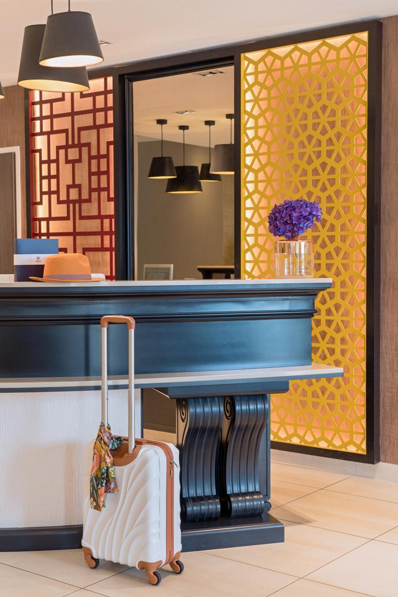 Hotel Valdys Thalasso & Spa - La Baie دوارنونيه المظهر الخارجي الصورة